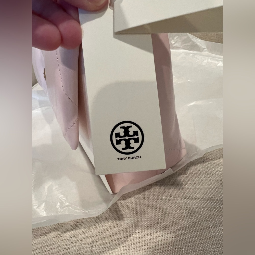 NWT- New Tory Burch Kira Diamond Quilt Small Convertible Shoulder Bag- Rose Salt - Picture 10 of 13